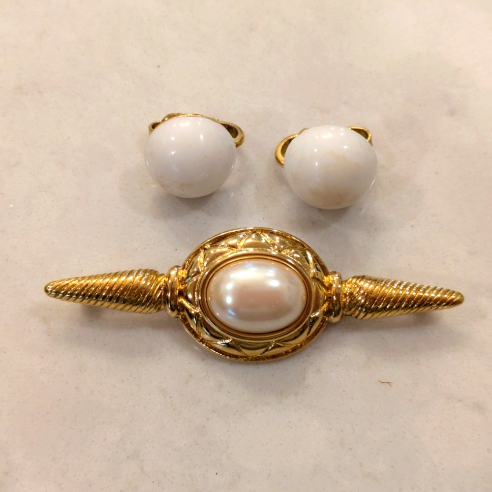 Gold and Pearl Brooch Sign Monet with Matching Clip Earrings Sign Trifari